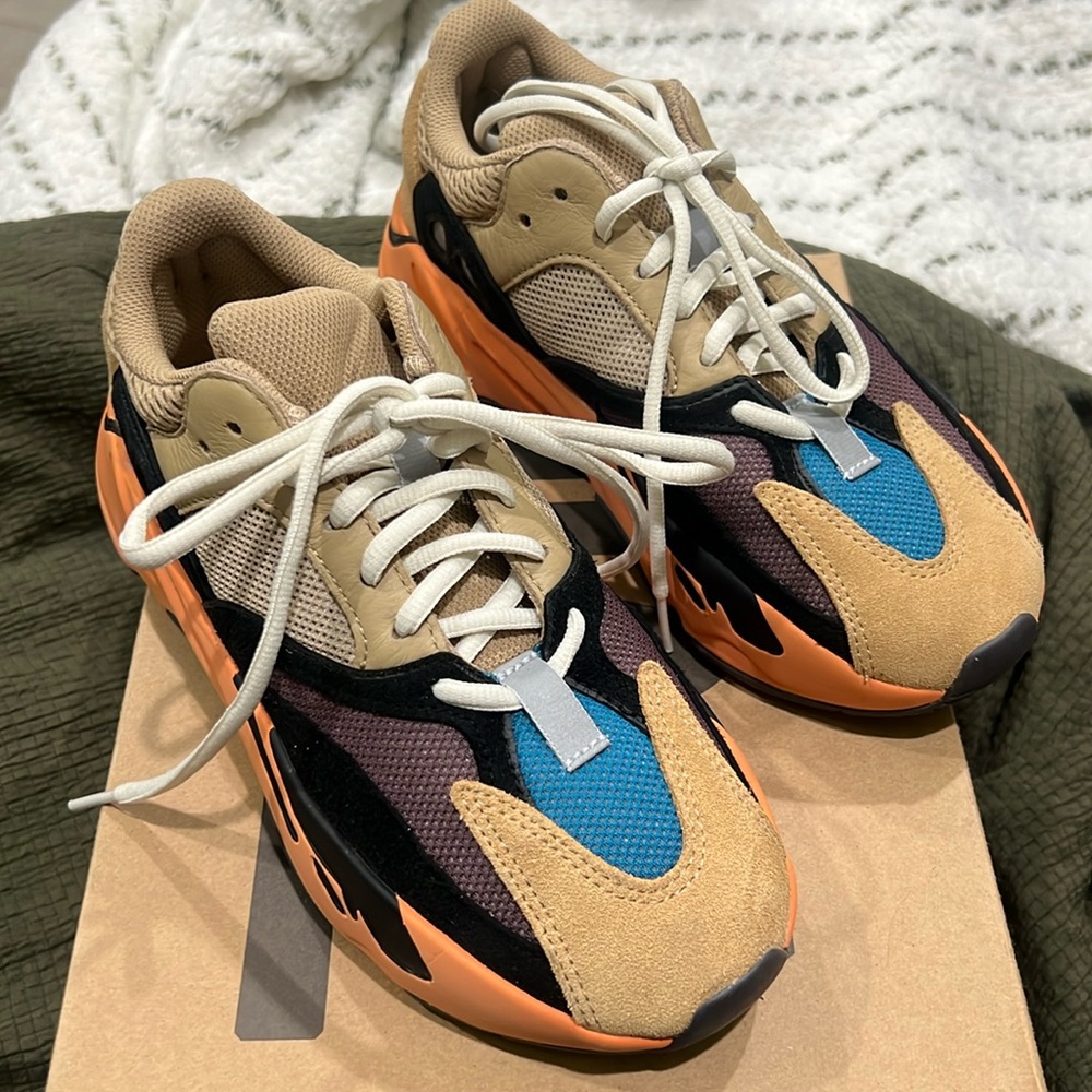 Yeezy Boost 700